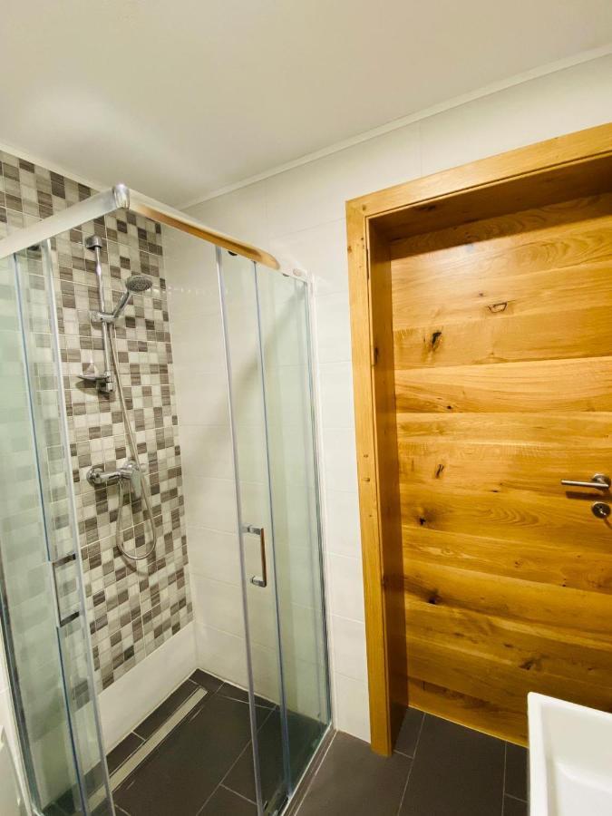 Apartma Lupis Apartment Podvolovljek Ngoại thất bức ảnh